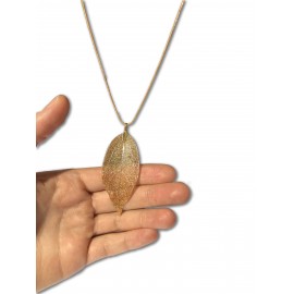 Collier Feuille Véritable Trempée Dorée démonstration transparence