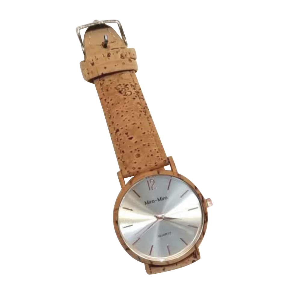 Montre en liège brun naturel à cadran argenté. Montre en liège brun naturel à cadran argenté.
