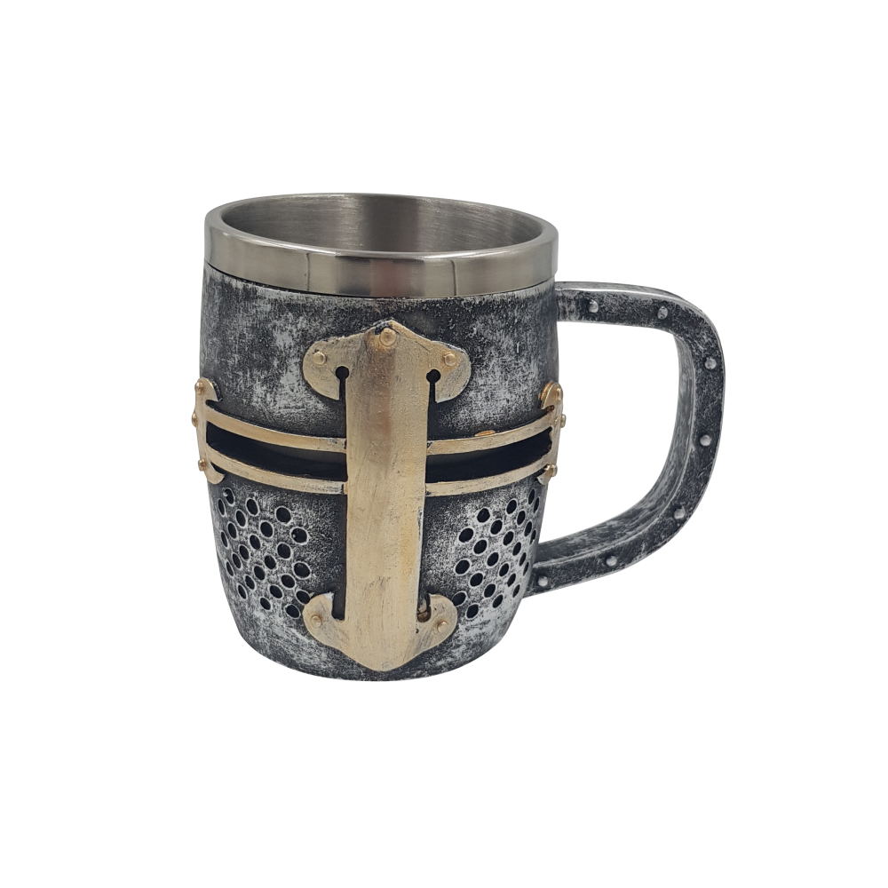 Mug métal en forme de heaume chevaleresque Mug métal en forme de heaume chevaleresque
